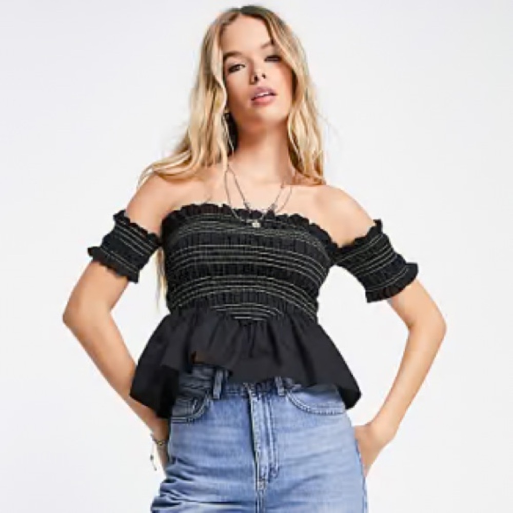 Topshop contrast stitch shirred bardot top in black. Size 14